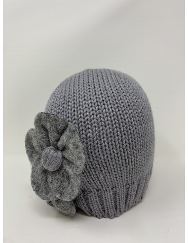 Calotta 100% lana con due fiori lana cotta colore grigio