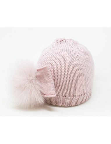 Calotta rasata in 100% lana merino con fiocco lana e pon pon volpe finlandese 7X7 in tinta laterale colore rosa intenso