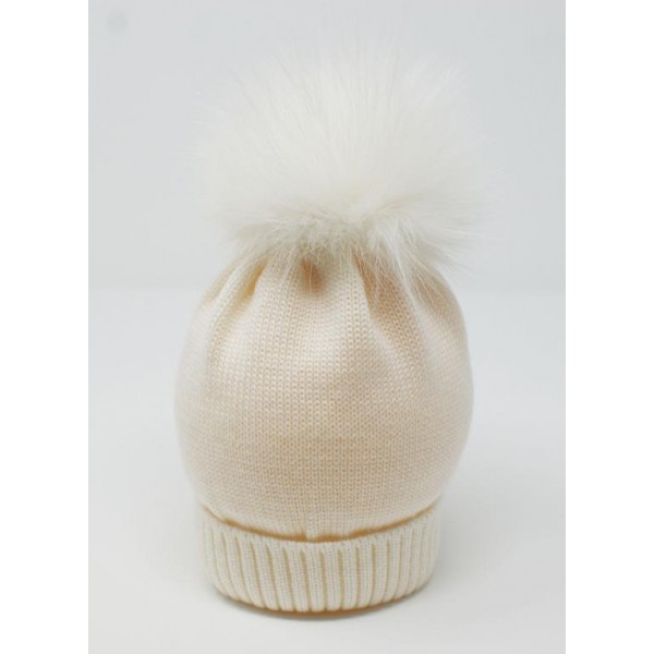 copy of Hat in 100% shaved merino whool with ribbed lapel and fox pon pon color white
